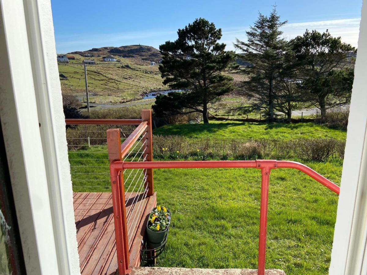Tigh-Na-Greine Apartment Carloway  Екстериор снимка